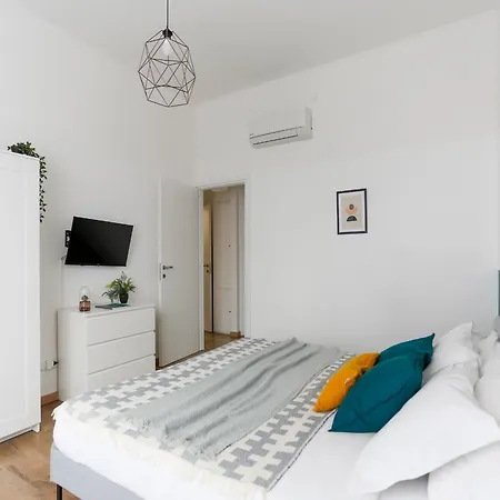 公寓 The Rent - Cozy Two-bedroom Near Colonne S Lorenzo 米兰