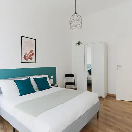 The Rent - Cozy Two-bedroom Near Colonne S Lorenzo Apartment Mailand